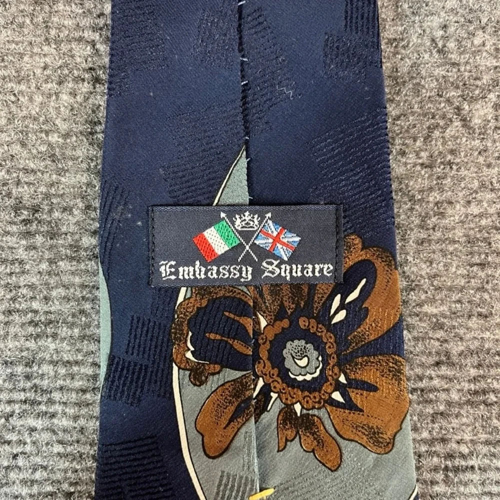 Embassy Square Mens Navy Blue Floral Abstract Silk Blend Necktie Tie